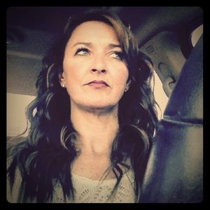 Meet your Posher, Charlyce